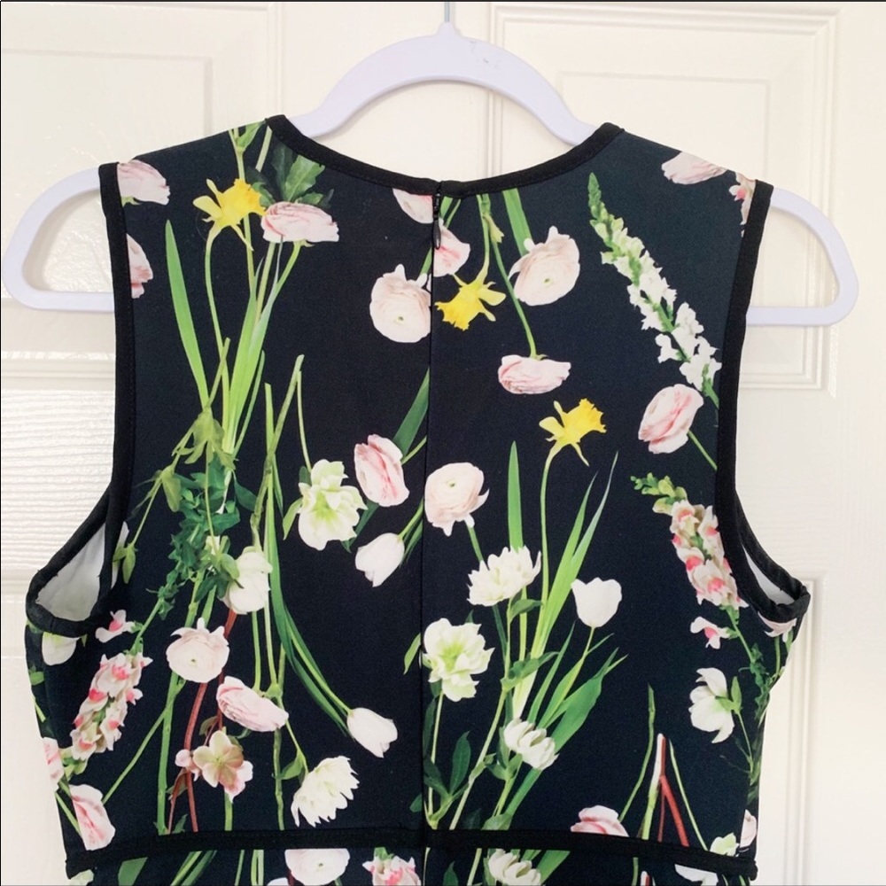 Victoria Beckham x Target English Floral Dress - Picture 6 of 8